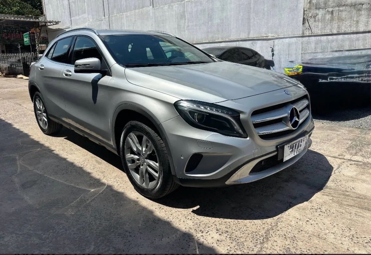 Mercedes-Benz GLA 200 Adv. 1.6/1.6 TB 16V Flex Aut. 2016