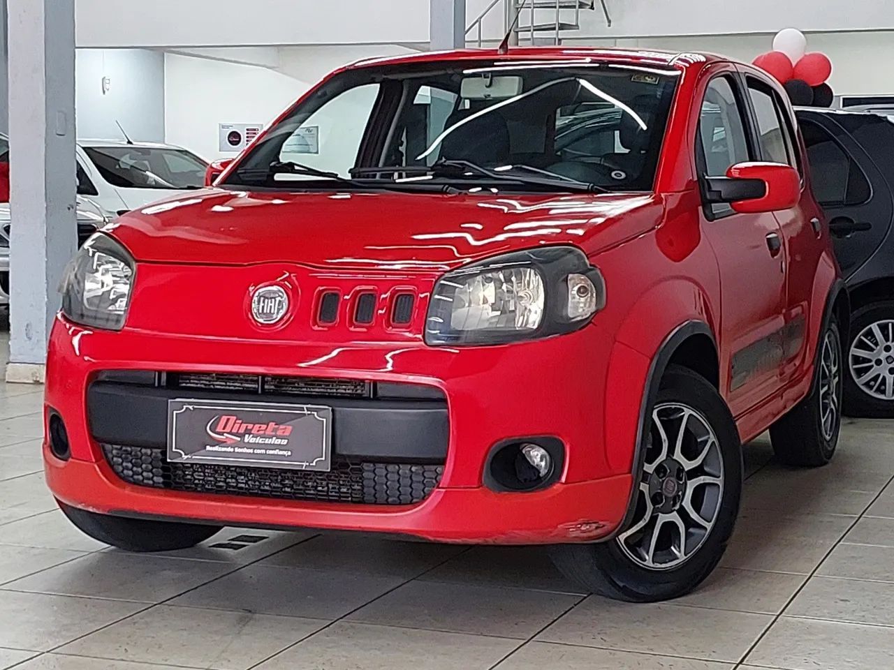 Fiat Uno Sporting 1.4 EVO Fire Flex 8V 4P 2013