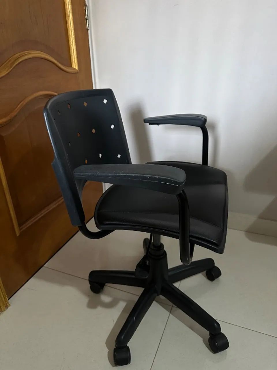 Cadeira Escritório Usada - Foto 5