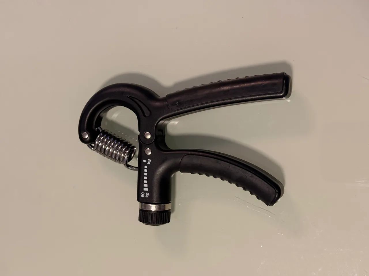 Hand grip