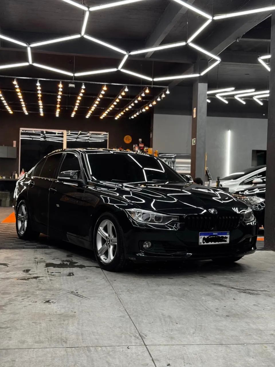 BMW 320I A 2.0 Turbo/activeflex 16V 184cv 4P 2014