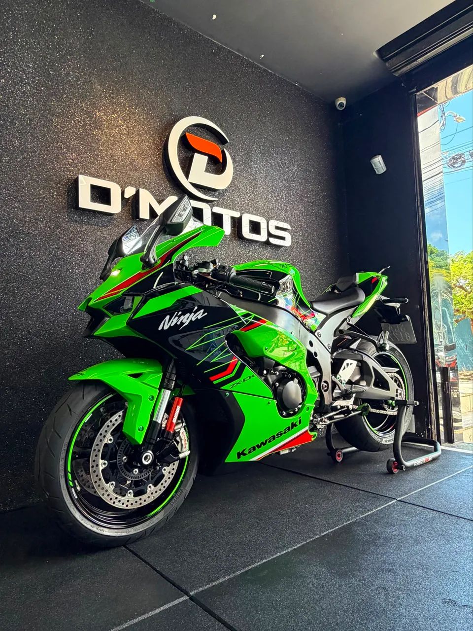 Kawasaki Zx-10/ Zx-10r 1000cc 2023 - 1522152265 | OLX