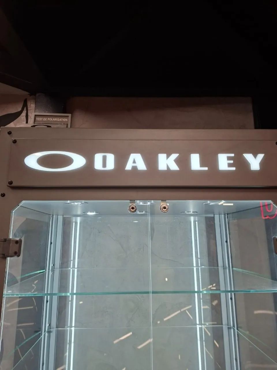Expositor Oakley - Foto 2