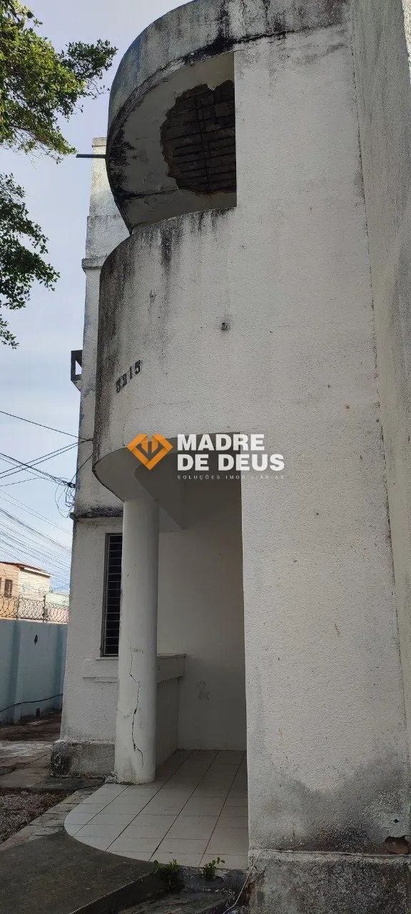 Casa versátil, com possibilidade de uso comercial ou residencial , localizada na movimenta - Foto 5