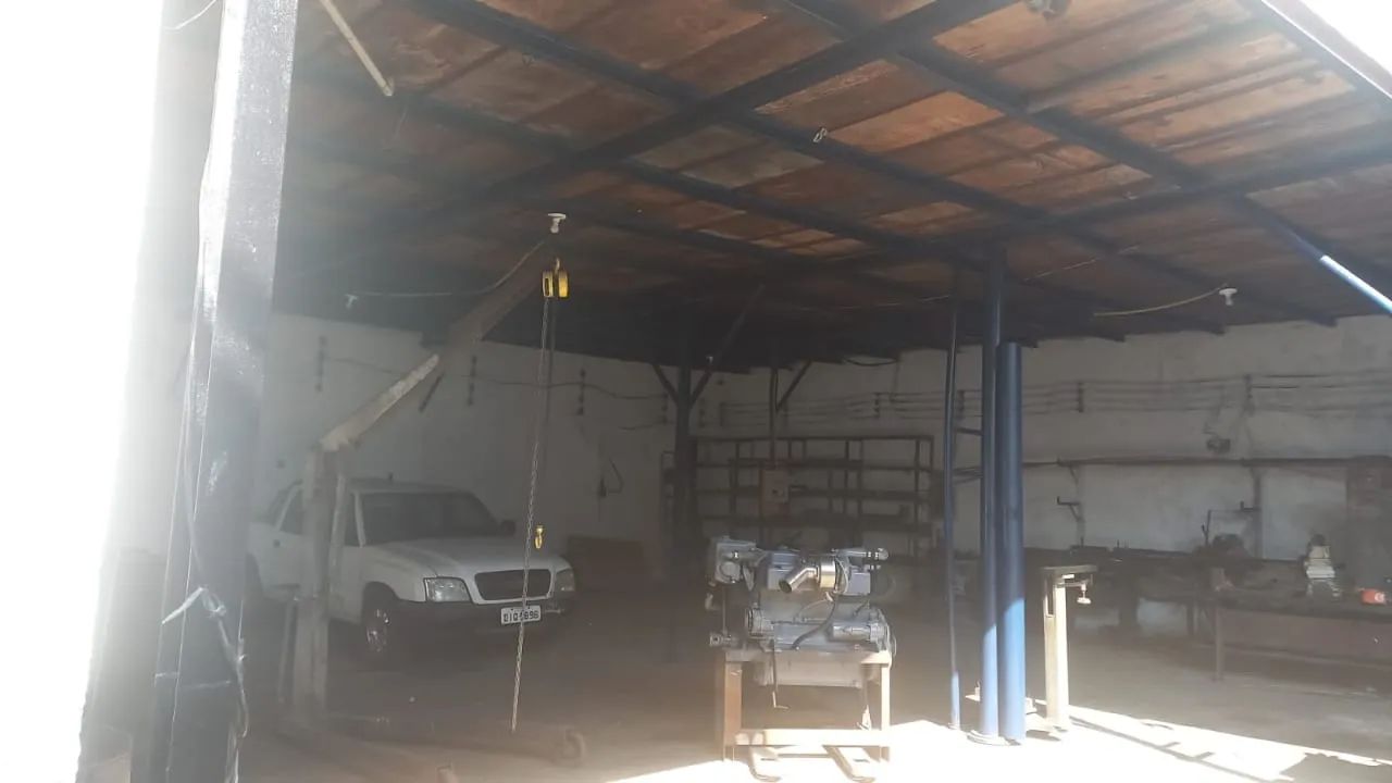 Galpão na Rua Xarquinho, 17  300 m² - Foto 2