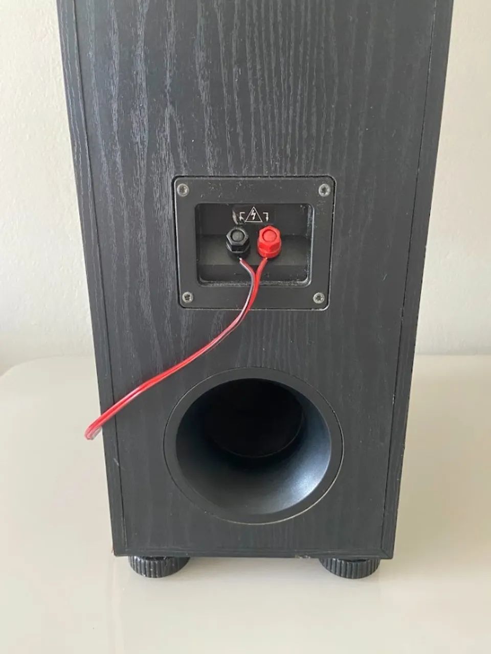 Caixa esquerda de som Klipsch - Excelente oportunidade - Foto 5