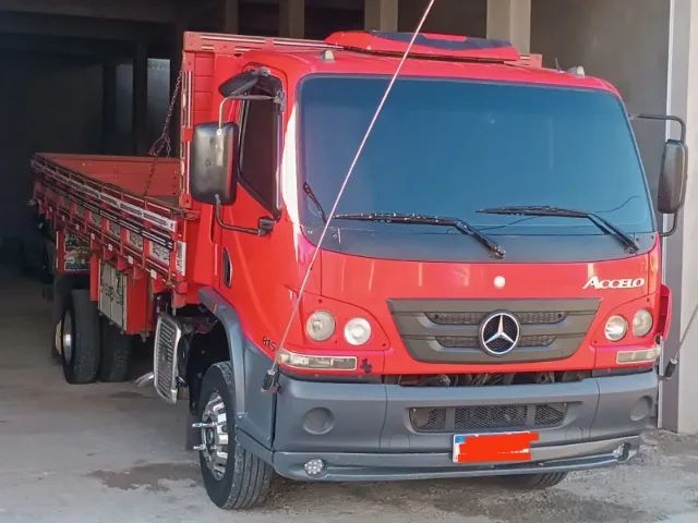 Vende-se Caminhão Accelo 815  - Foto 5