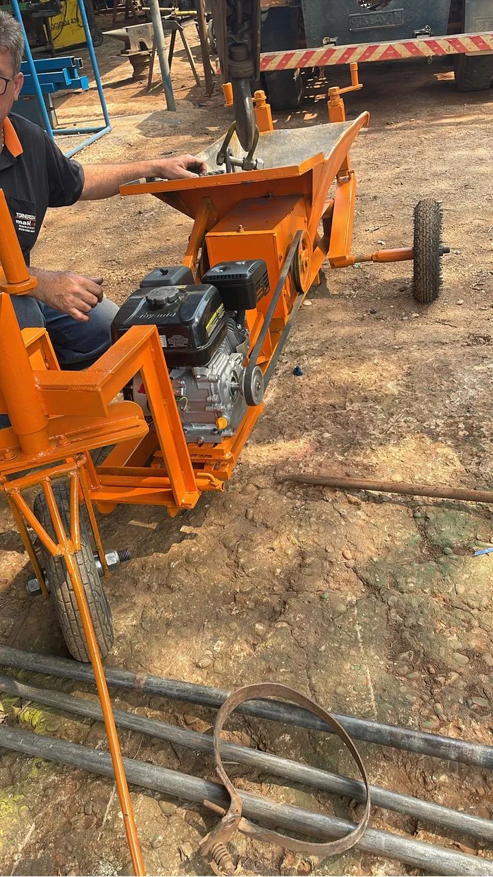 MÁQUINA DE MEIO FIO - Foto 3