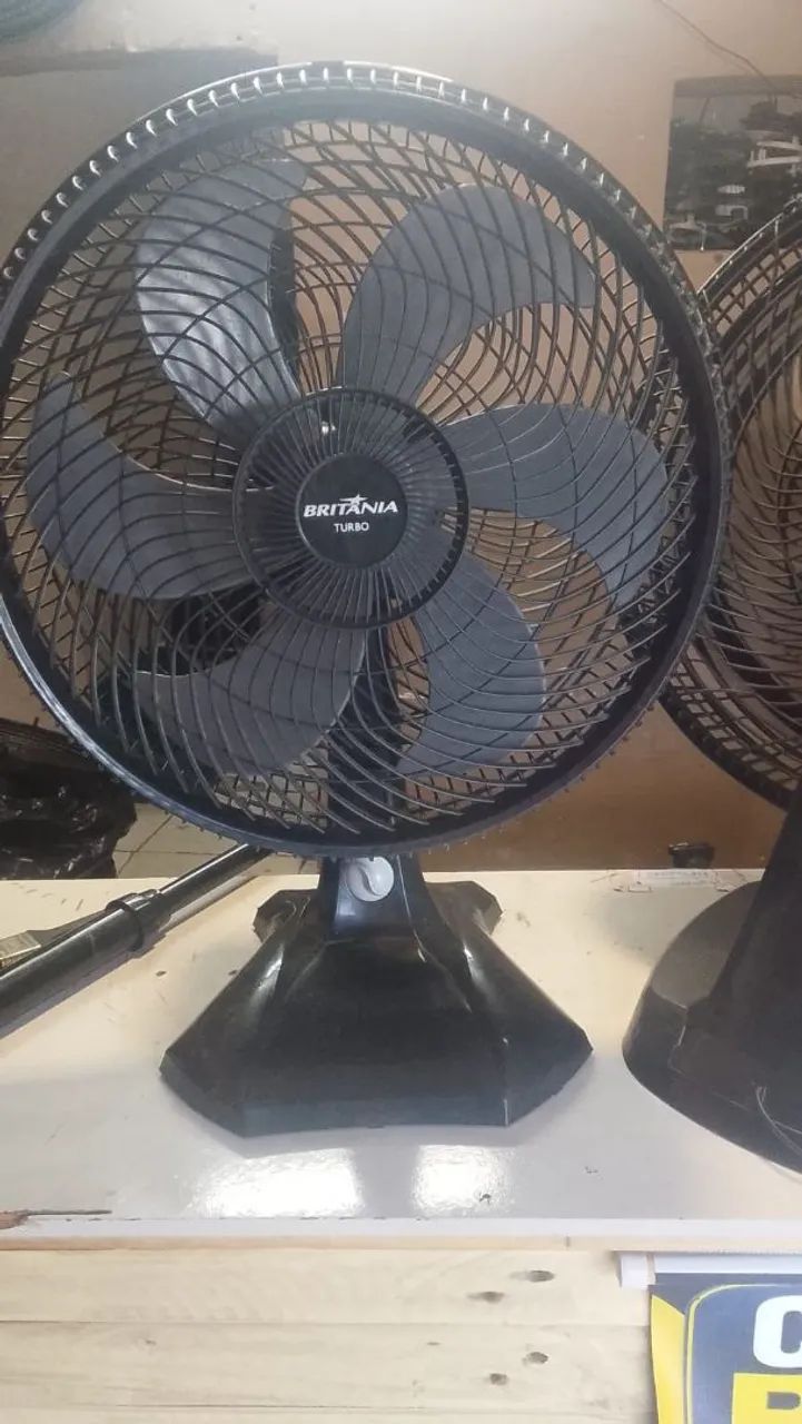vendo ventilador grande Britânia 40cm  - Foto 2