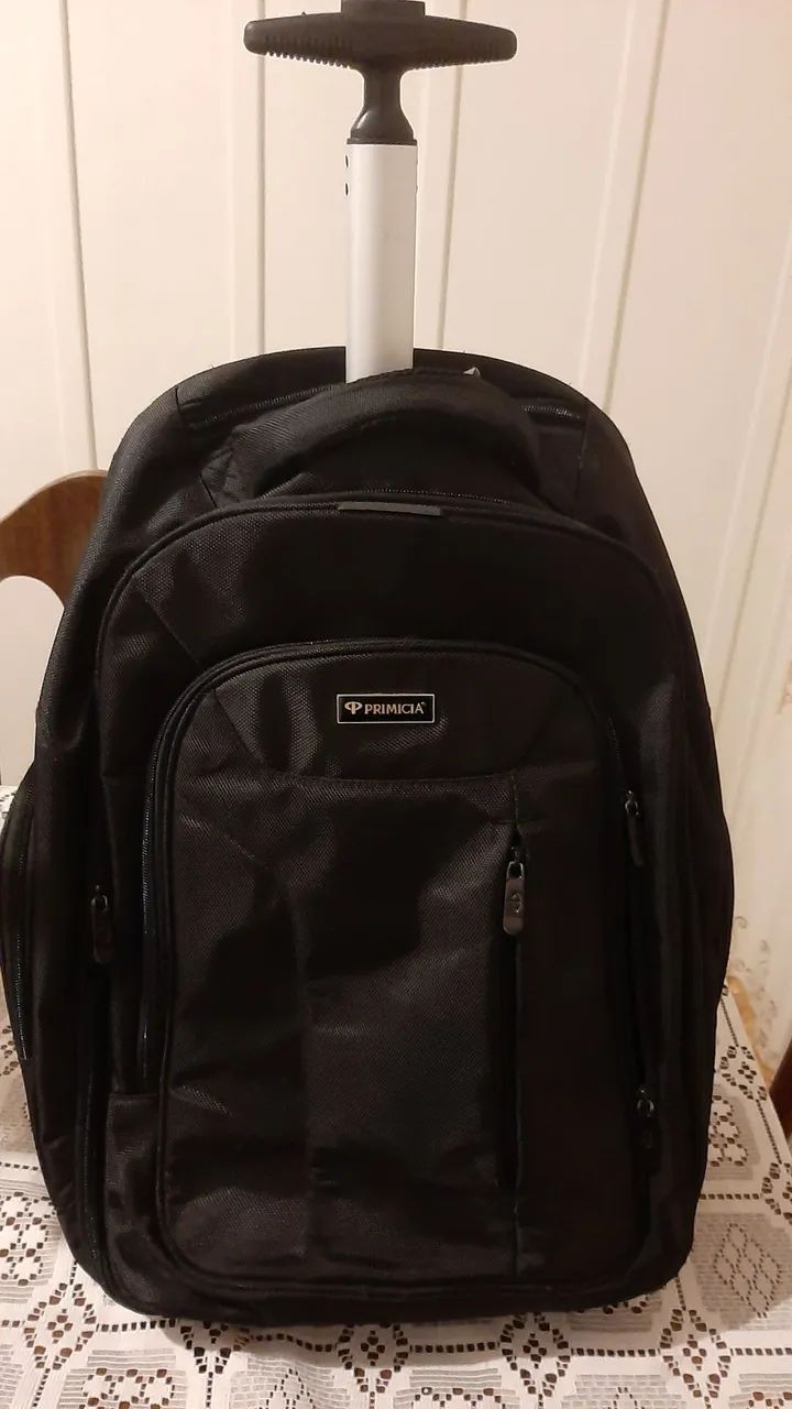 Mochila com rodinhas 