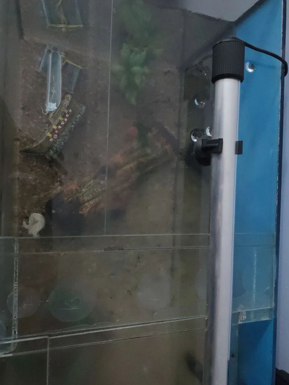 Aquário para peixes de 70 litros. - Foto 3