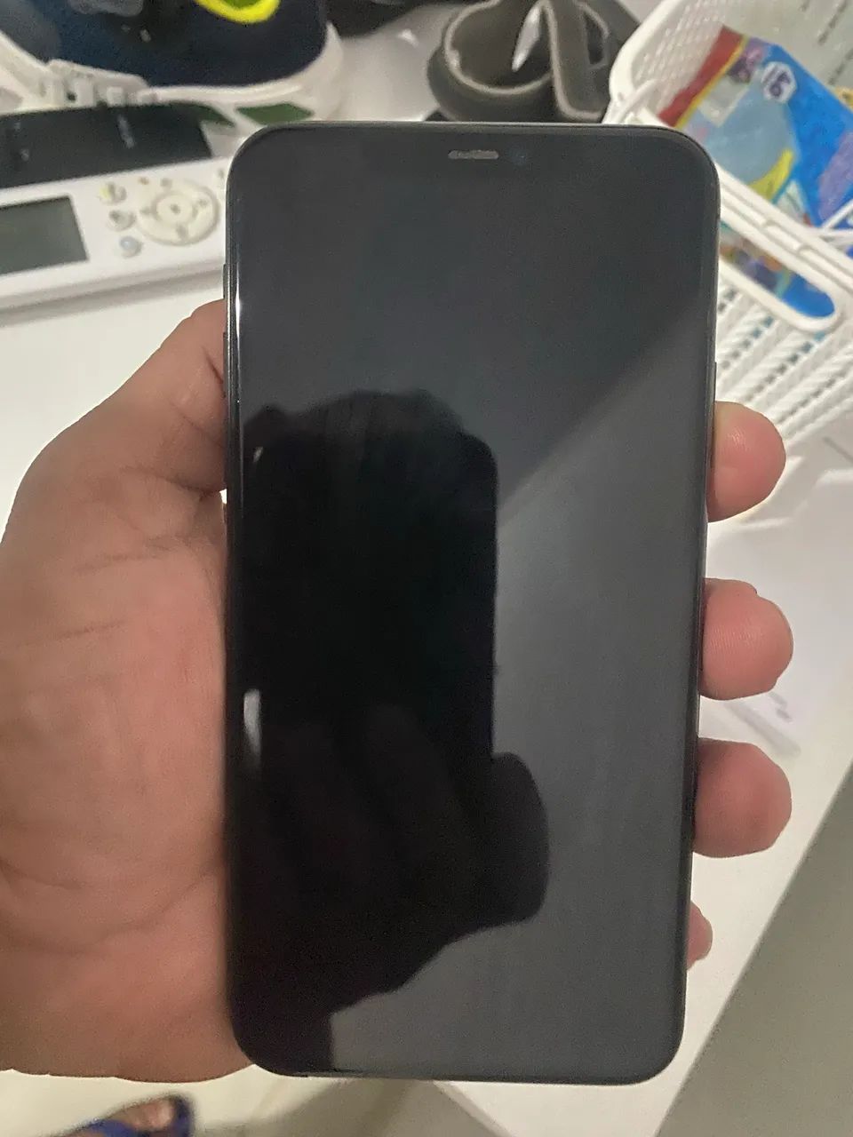 iPhone 11 Pro Max - R$ 1.000 - Funcionando perfeitamente - Foto 2