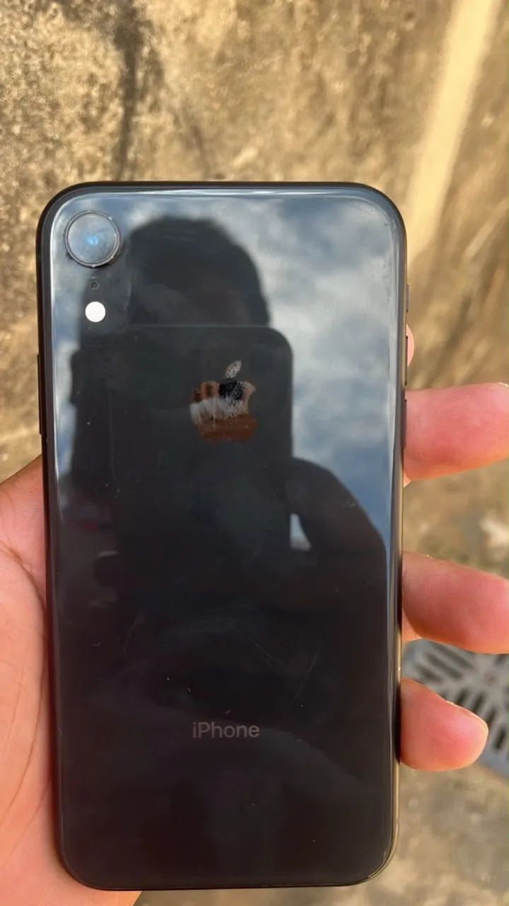 iPhone XR 64 gigas  - Foto 2