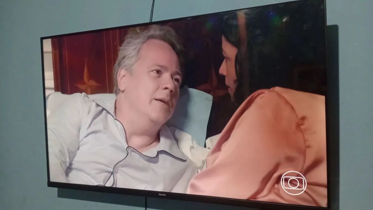 Vendo tv smart Philips 55 polegadas zera - Foto 4