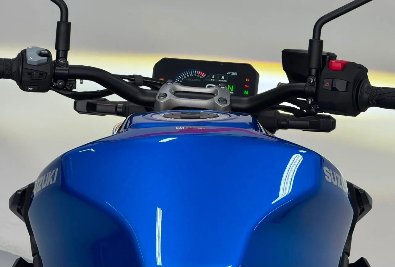 GSX-S 1000 2027 - 1421977284 | OLX
