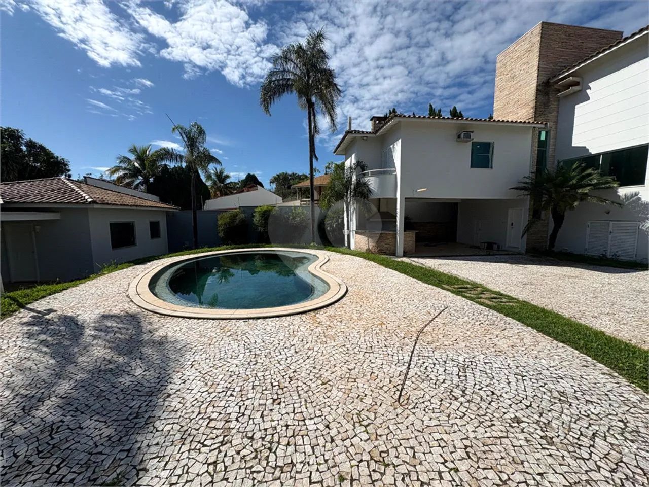 Casa com 6 quartos à venda em Centro - SP