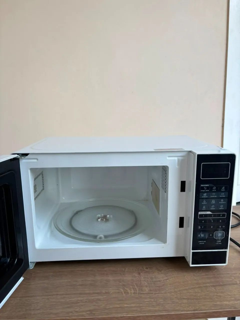 Mocroondas Midea 20L - Foto 4