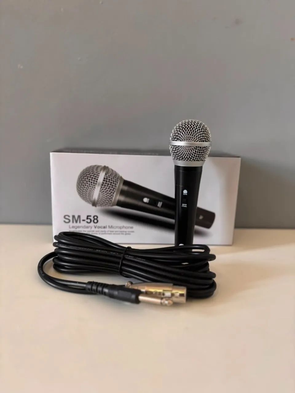 MICROFONE COM FIO - ENTREGAMOS