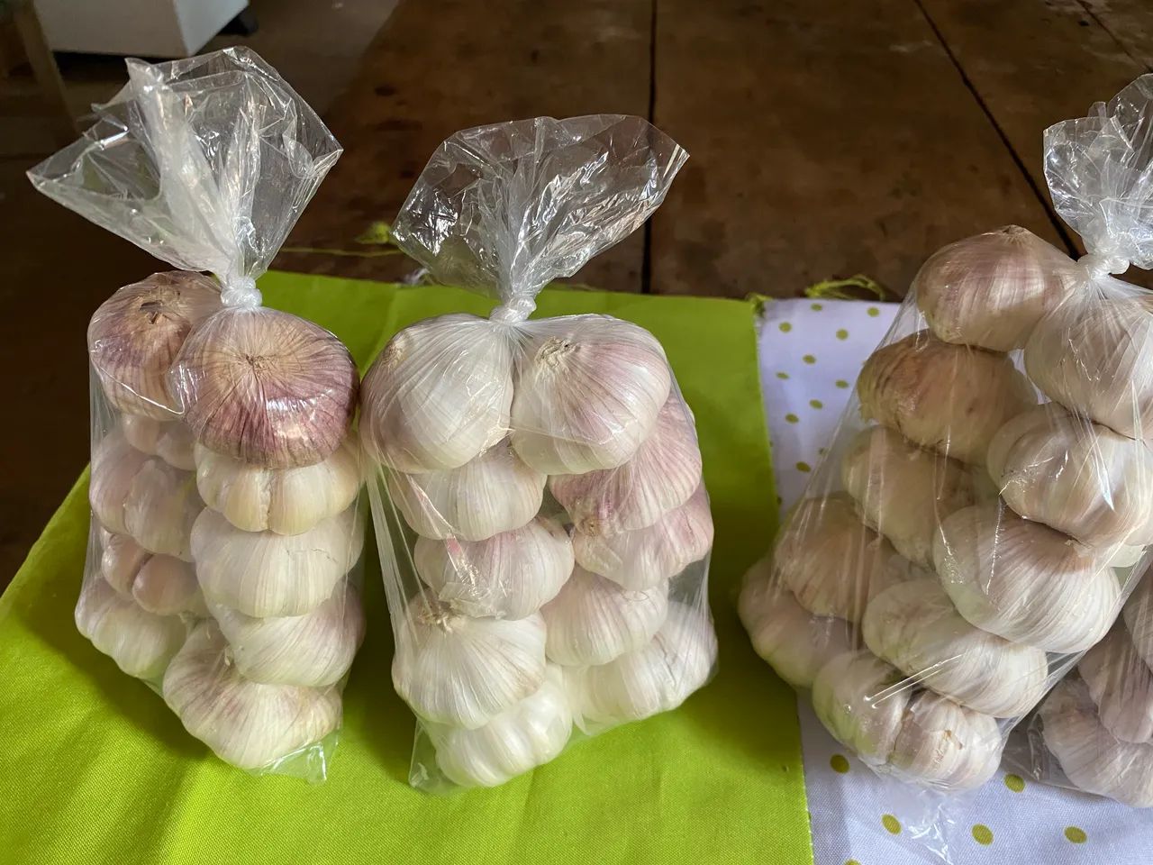 Vende se alho  - Foto 2