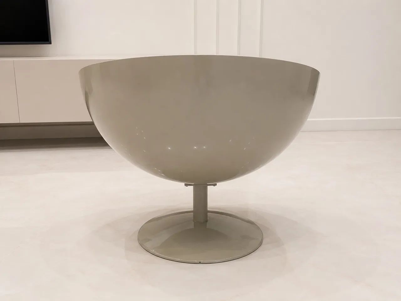 Par de Poltronas Concha Giratórias em Fibra e Linho - Excelente estado - Foto 2