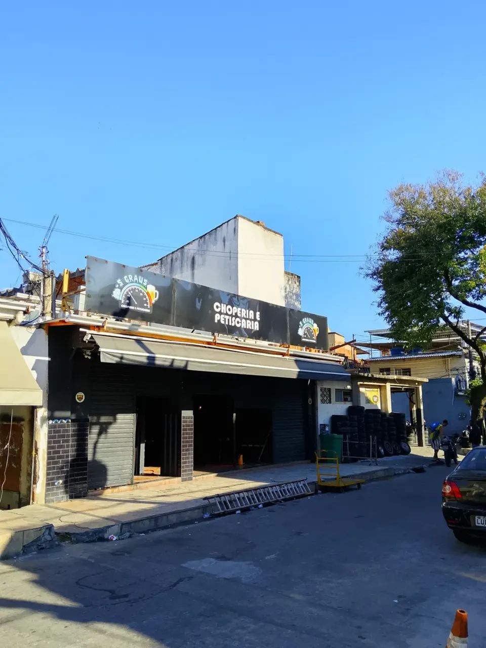 Loja na Rua Salgado Filho - Jardim Meriti