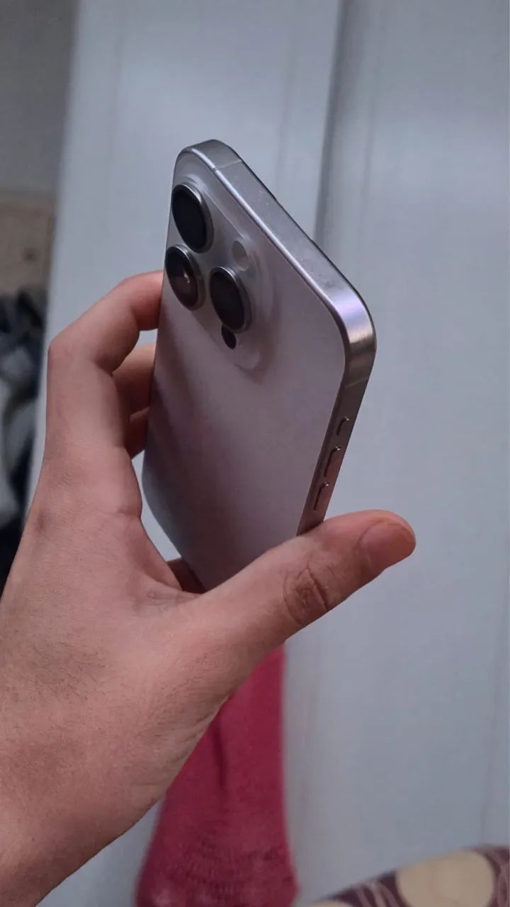 iPhone 15 pro 128gb - Foto 2