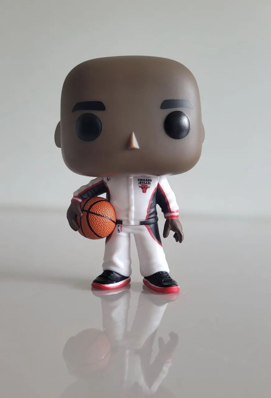 Funko Pop Michael Jordan 84 Exclusive White Warm-Up