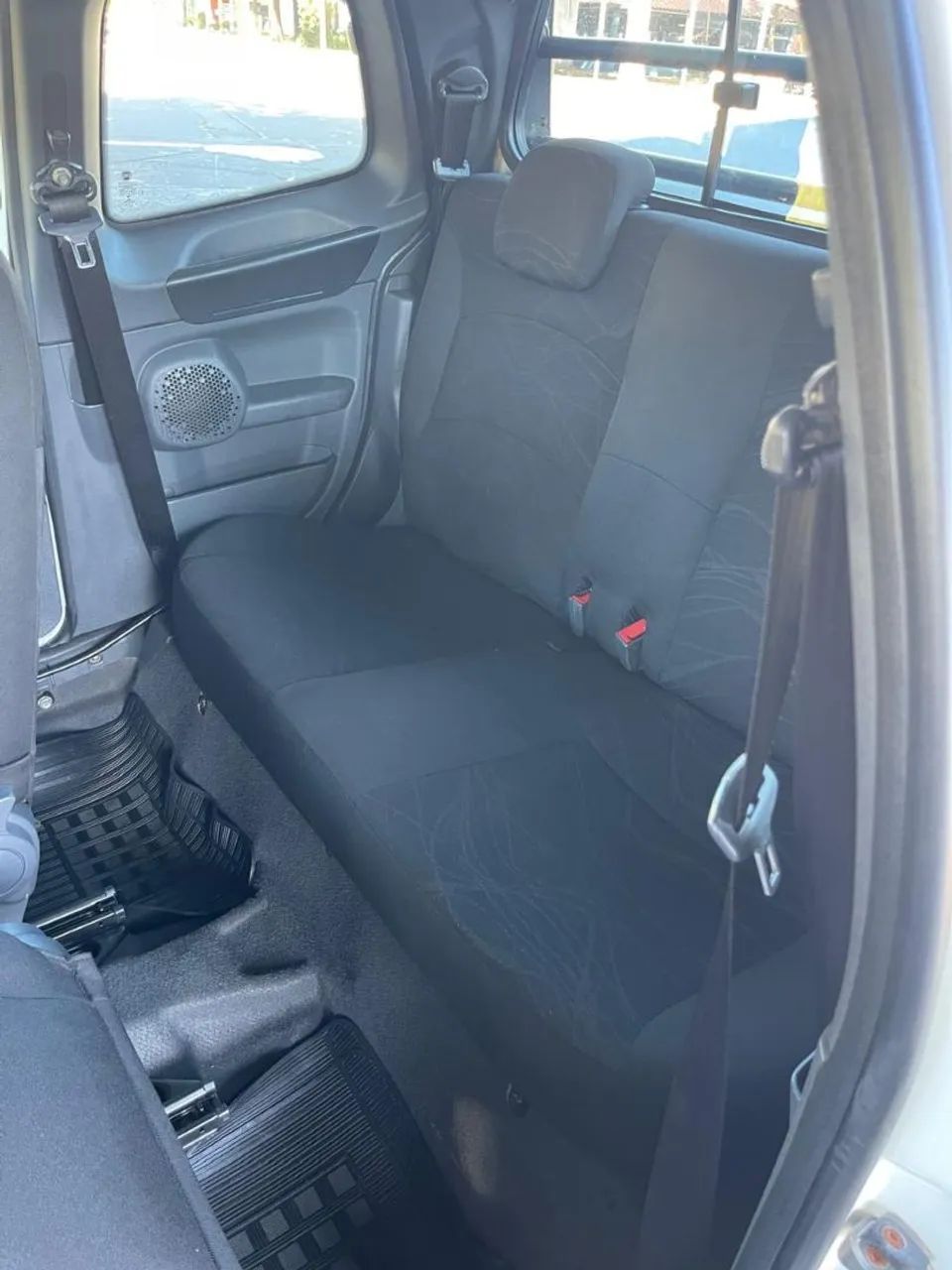 Fiat Strada Working Hard 1.4 Fire Flex 8V CD 2019 - Foto 4
