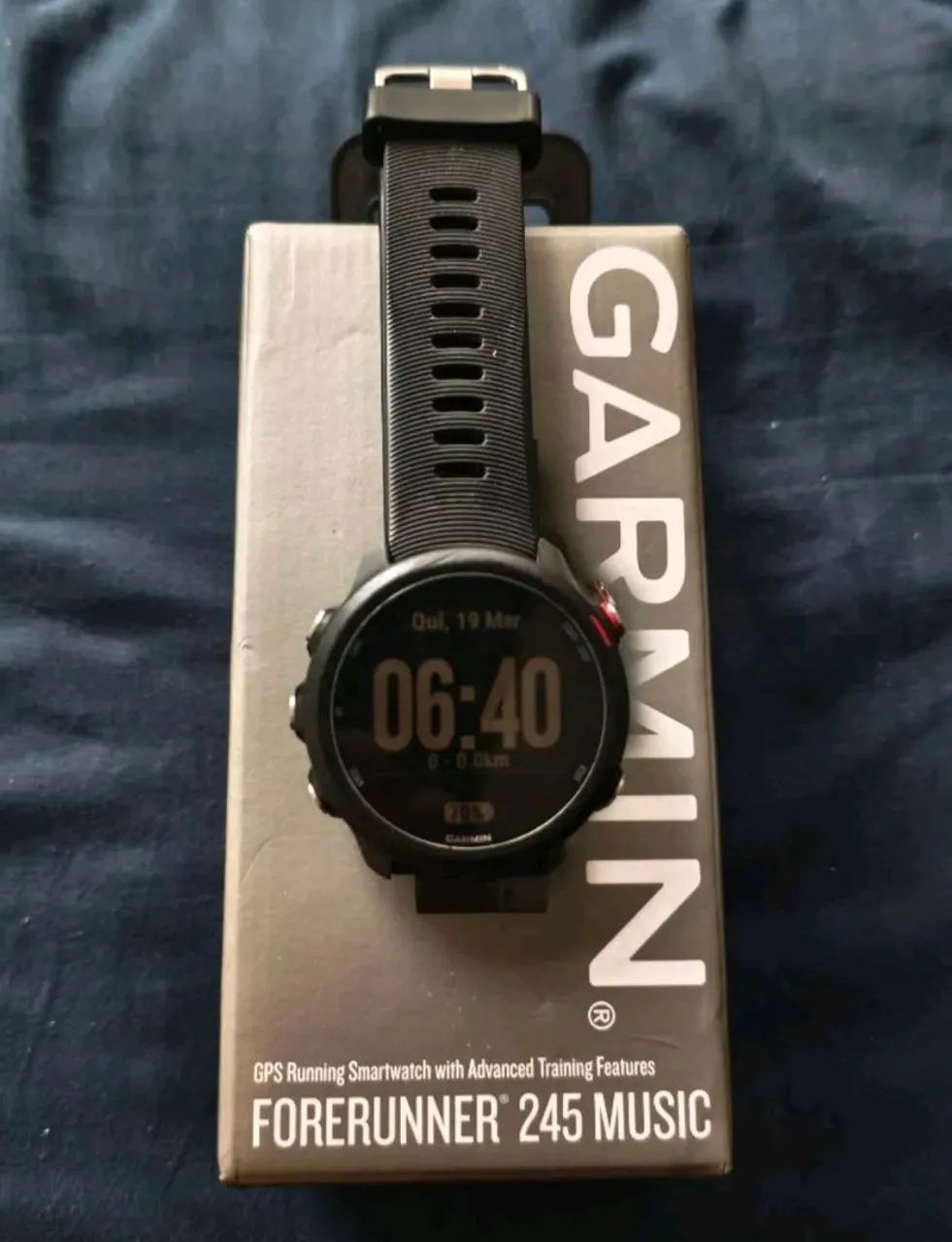 Garmin Forerunner 245 music 