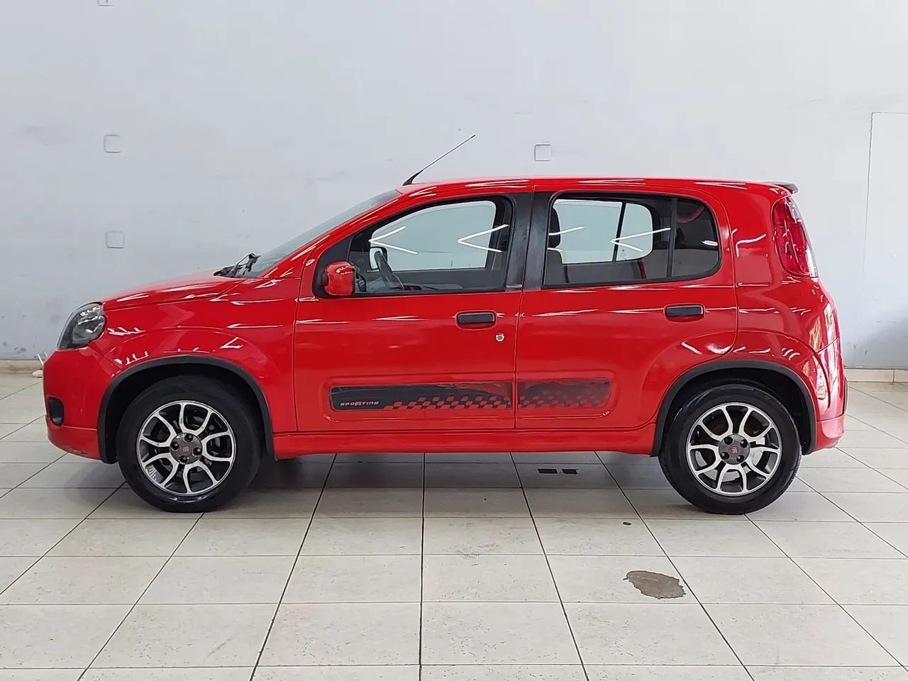 Fiat Uno Sporting 1.4 EVO Fire Flex 8V 4P 2013 - Foto 4