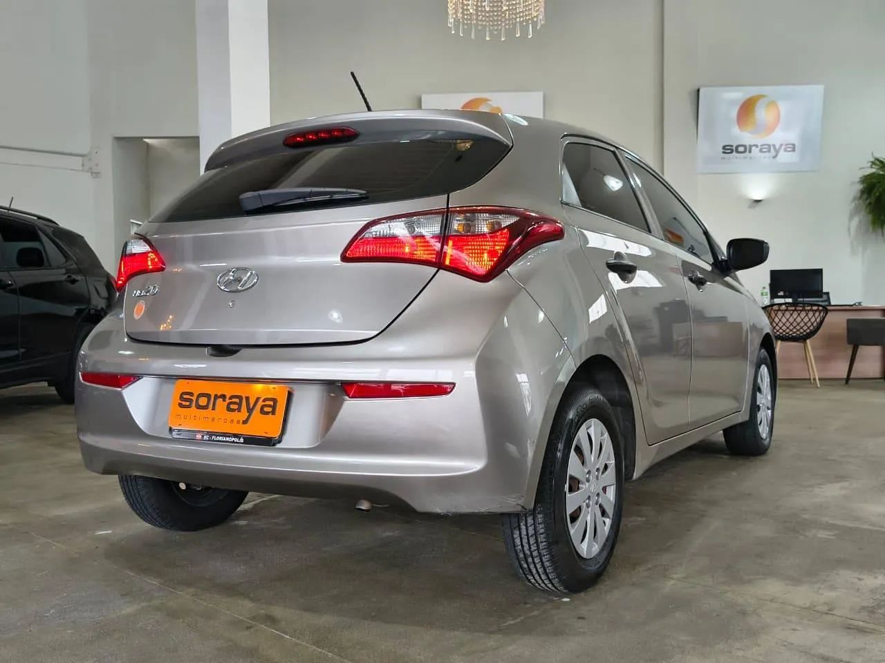 Hyundai HB20 Unique 1.0 Flex 12V Mec. 2019 - Foto 5
