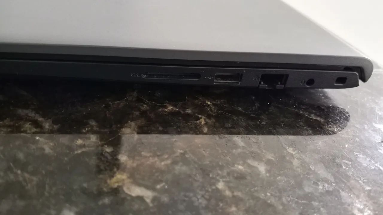 Dell Vostro 15 3510 - Foto 3