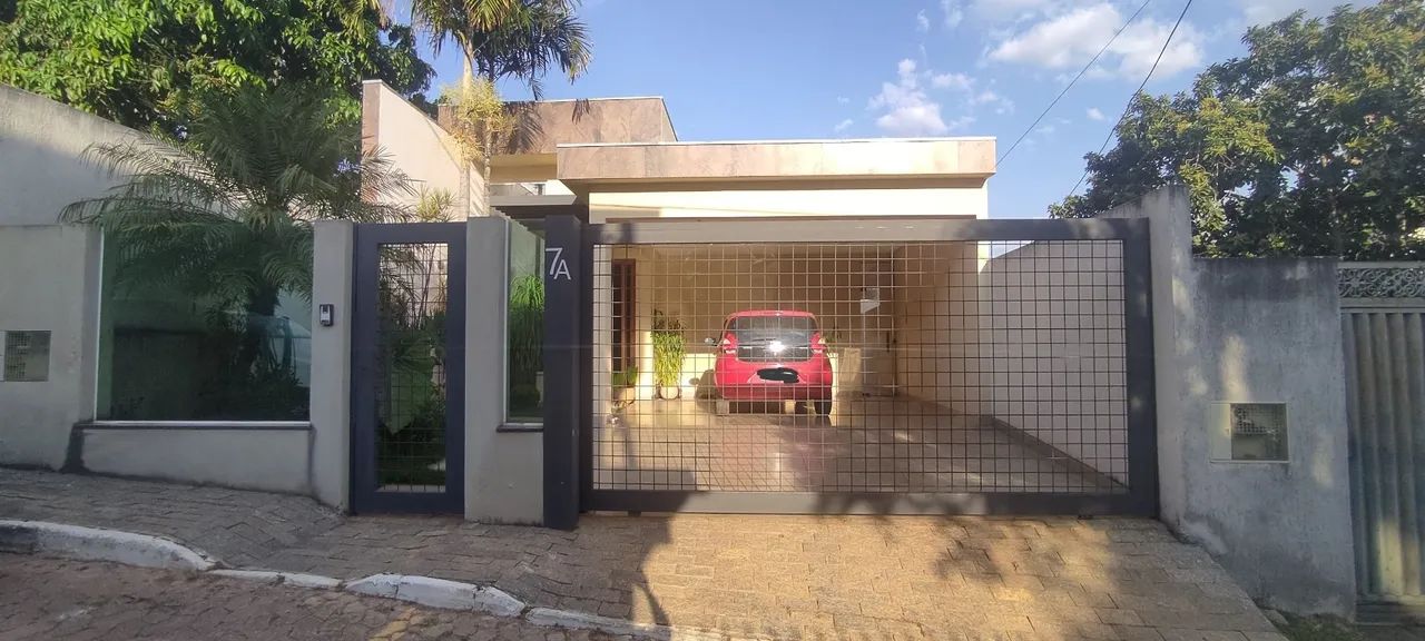 Vende-se casa moderna 