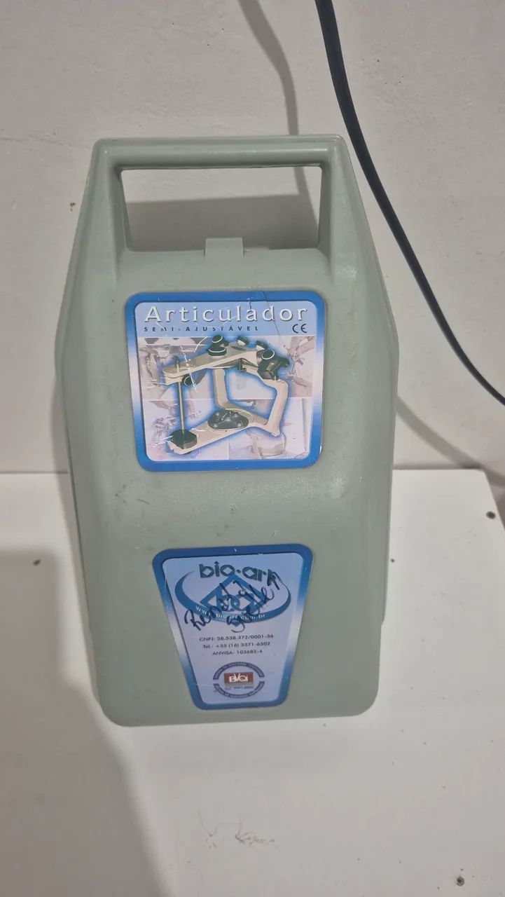 Articulador Odontologico Bioart semiajustavel