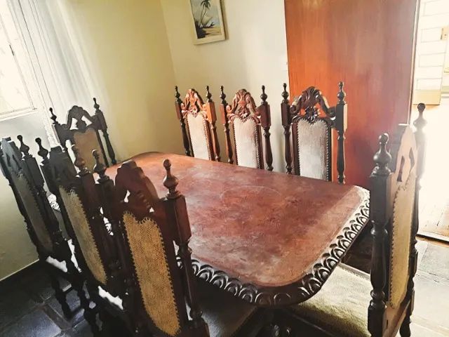 Mesa de jantar em madeira maciça - Foto 2
