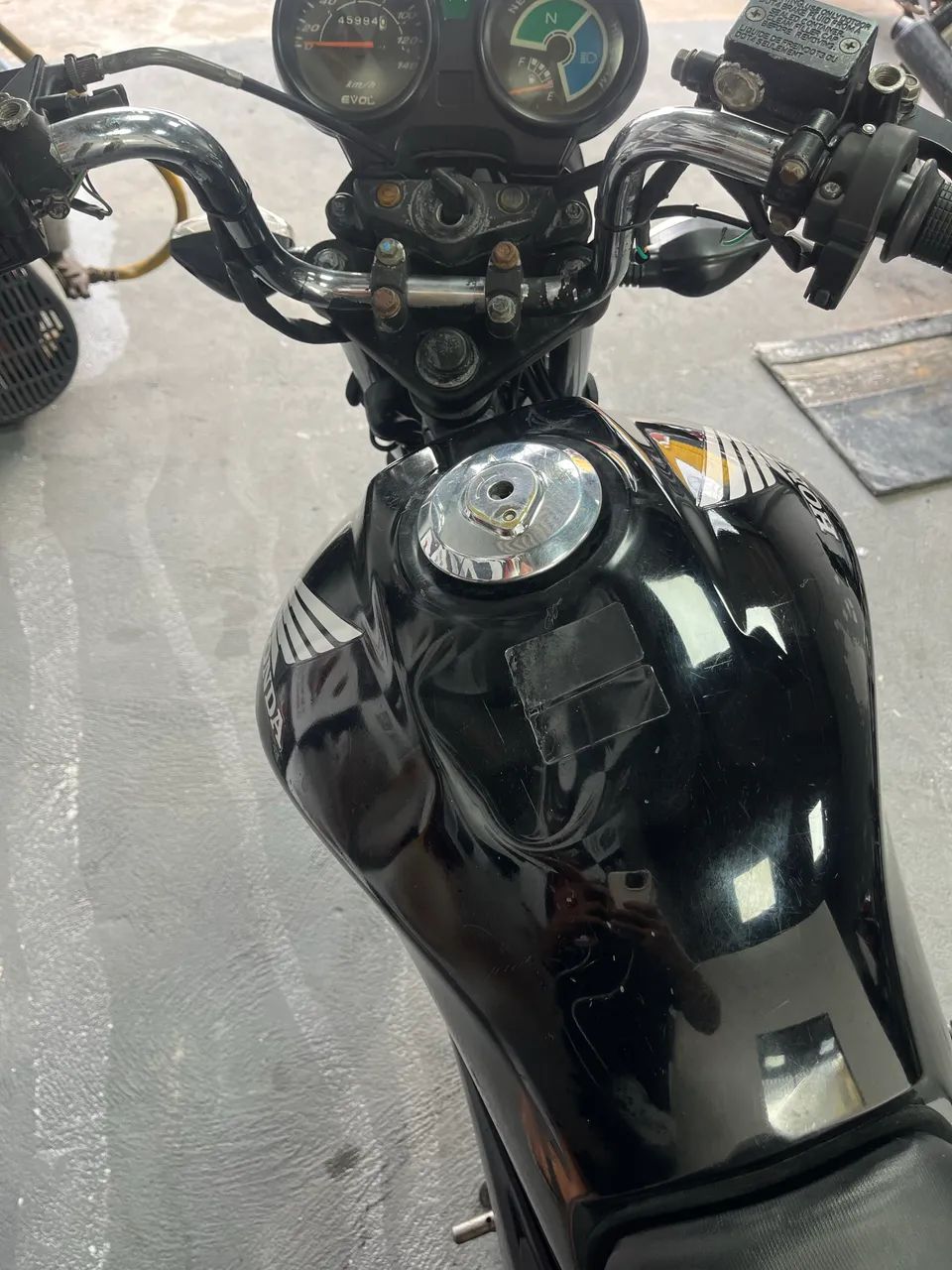 Moto de leilão 
