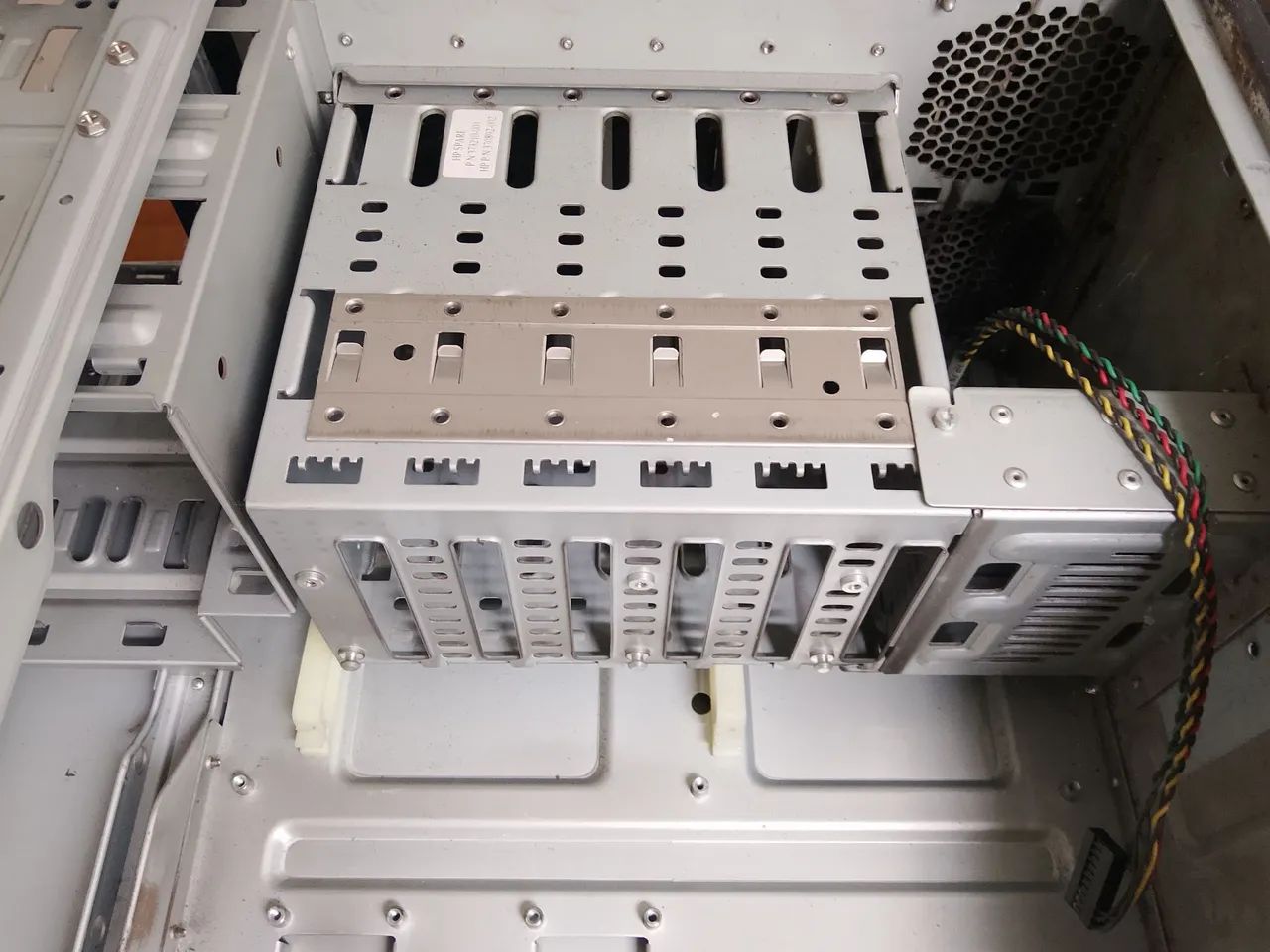 Gabinete ATX Extendido Servidor Vazio 58x43x20 - Foto 3