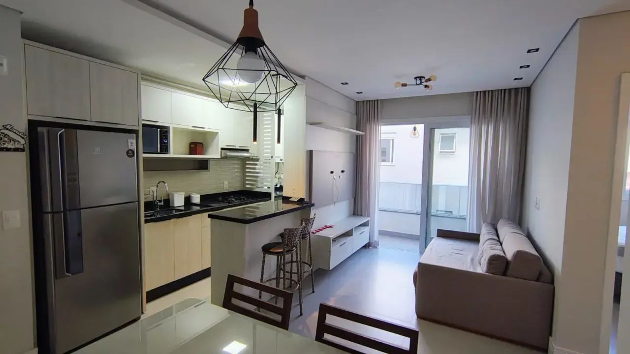 Apartamento 2 Dormitórios Semimobiliado à Venda codigo: 349427