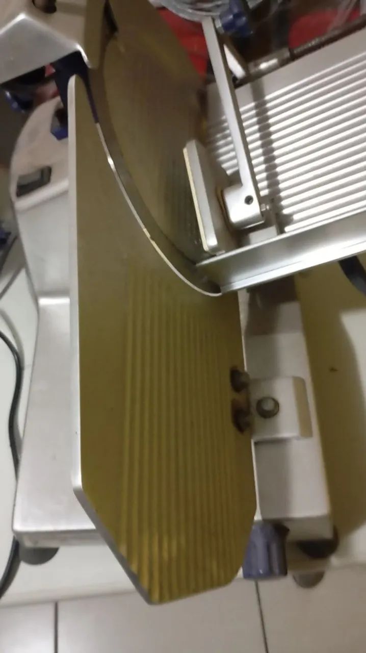 Máquina de cortar frios  - Foto 4