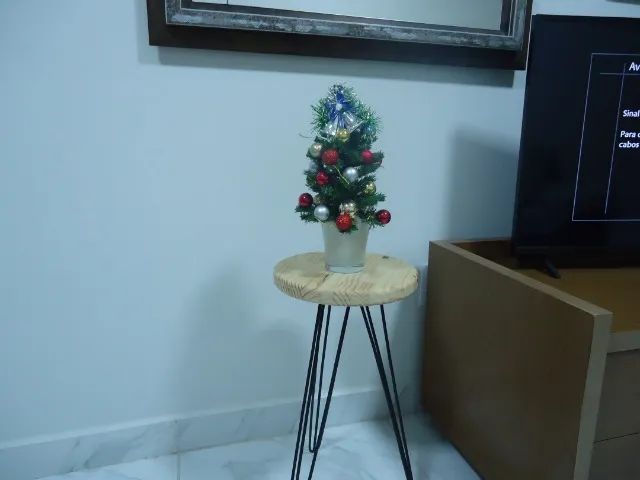 Mesinha de canto tripé - Foto 2