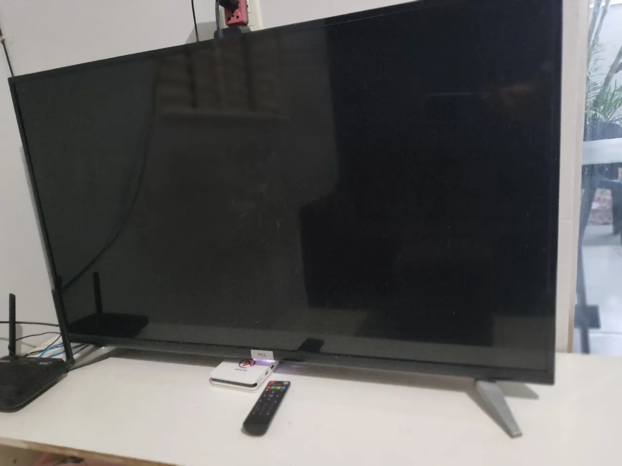 Tv 43 polegadas tcl e aparelho unitv 
