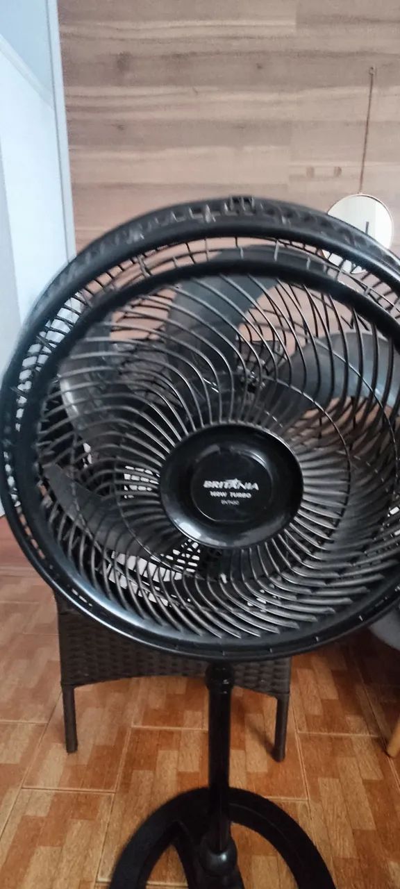 Ventilador Britânia 110V - Com Defeito  - Foto 2