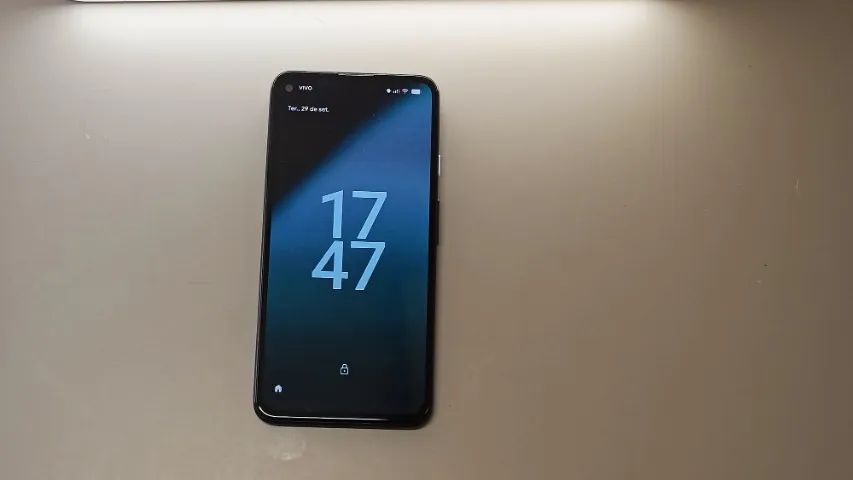 Google Pixel 4a 5G 6 GB RAM Tela OLED 6,2" Preto - Foto 5