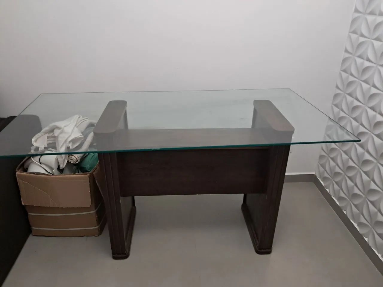 Mesa de vidro 6 lugares, sem cadeira  - Foto 4