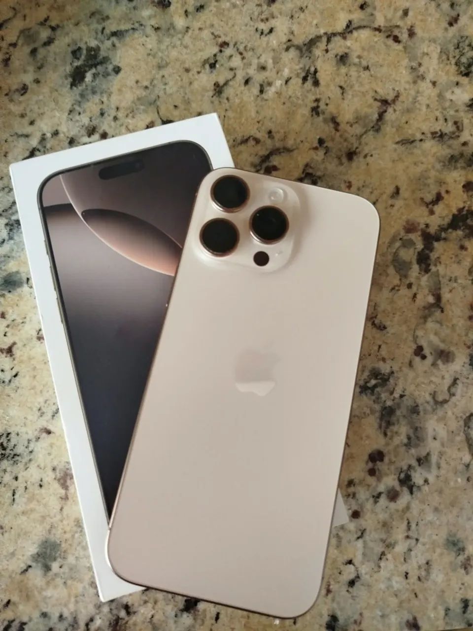 IPHONE 16 PRO MAX  - Foto 2