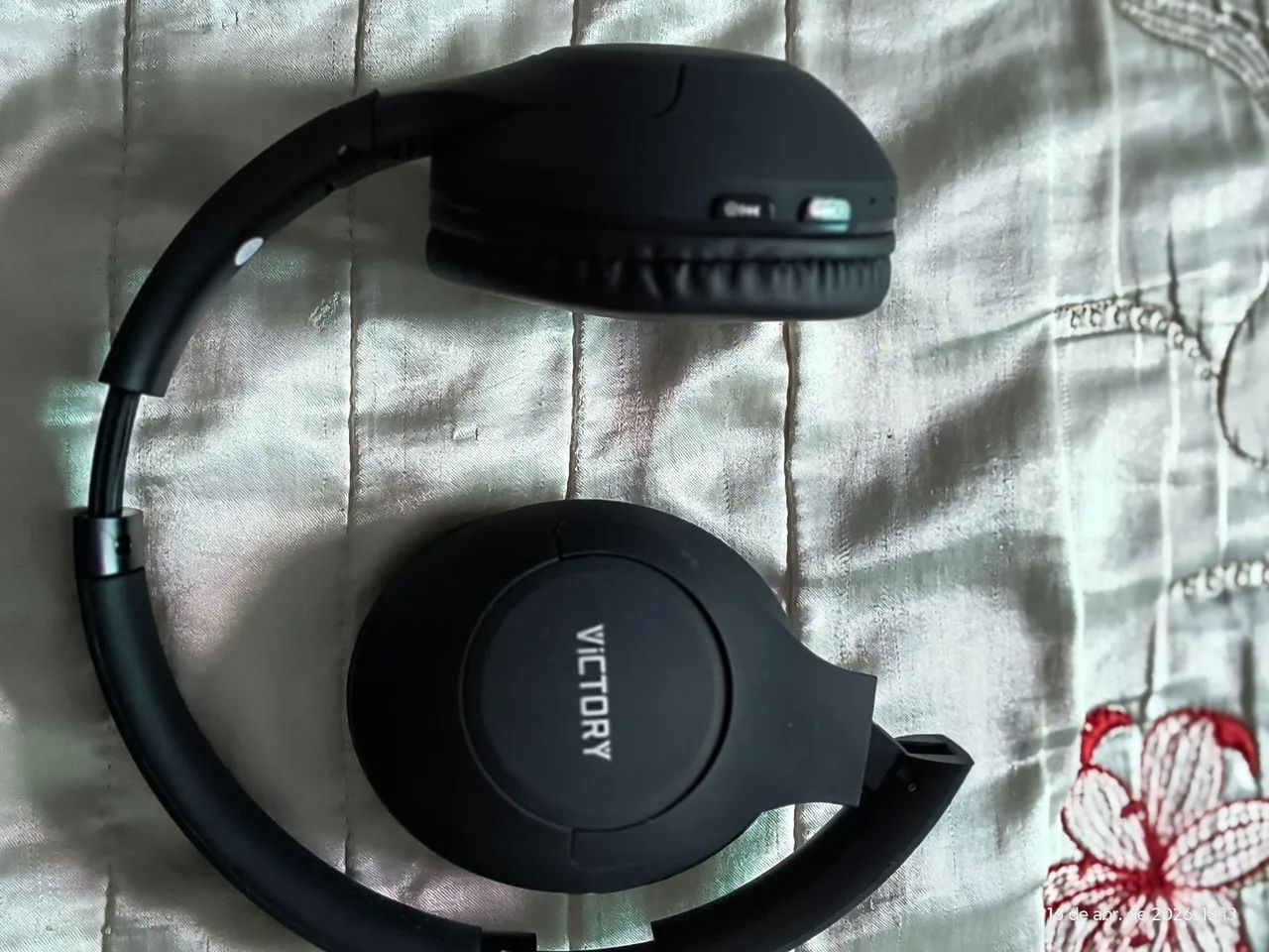 Fone bluetooth Victory dobrável giratório