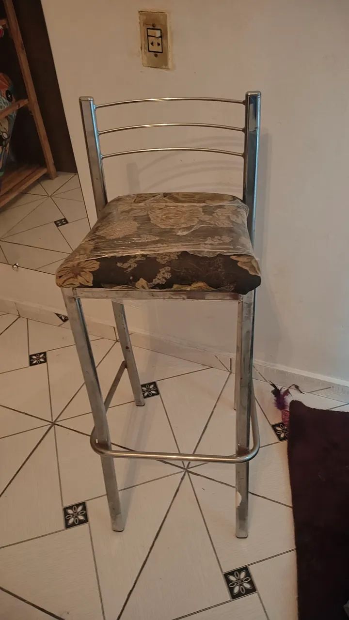 2 Banquetas de Aço escovado 