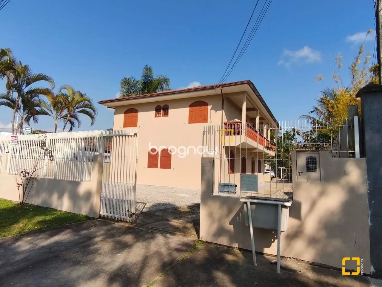Casa em Canasvieiras com 07 dormitorios - Foto 5