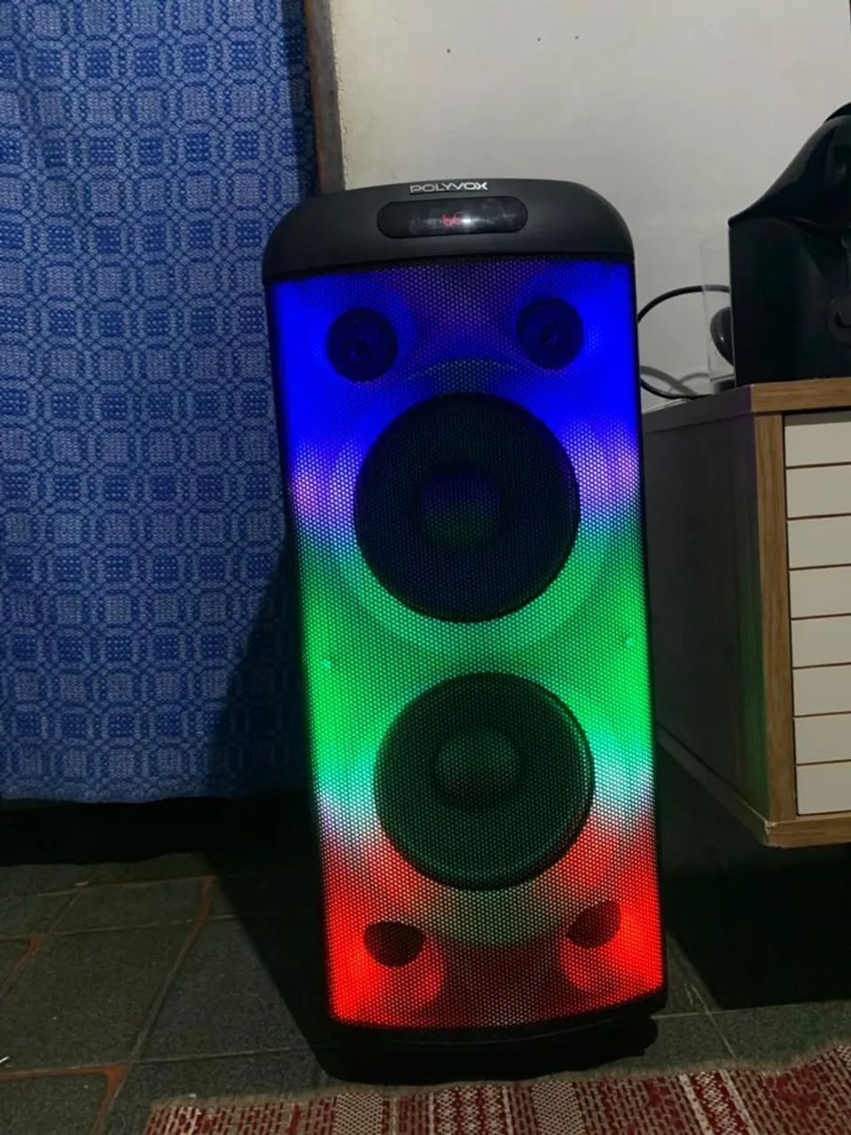 Torre de som 2000W de potência 