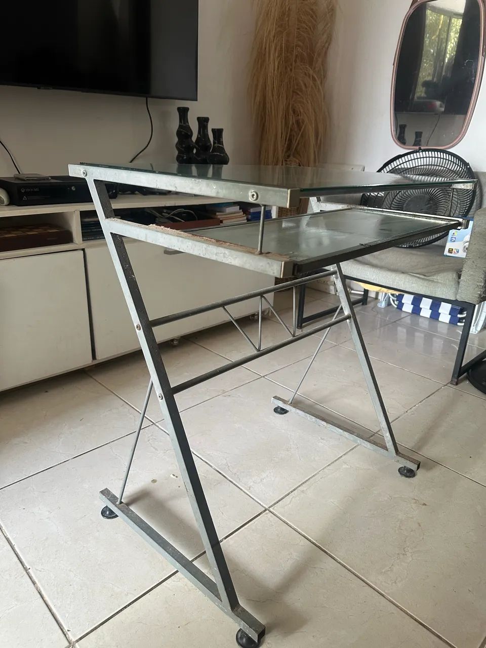 Mesa de pc computador de vidro 65x49 - Foto 3